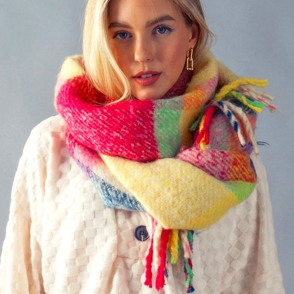 💕Posh Pick! Bright & Cozy Sweater Wrap with Fringe NWT - Picture 3 of 4